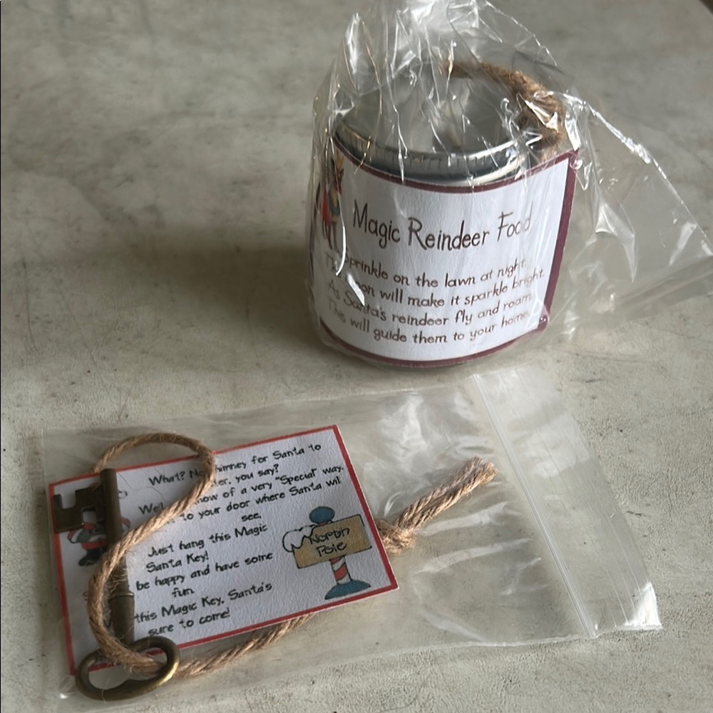 Magic Reindeer Food and Magic Santa Key